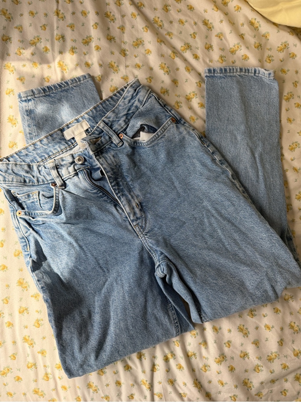 H&M Light Blue Women's High-Waist Jeans